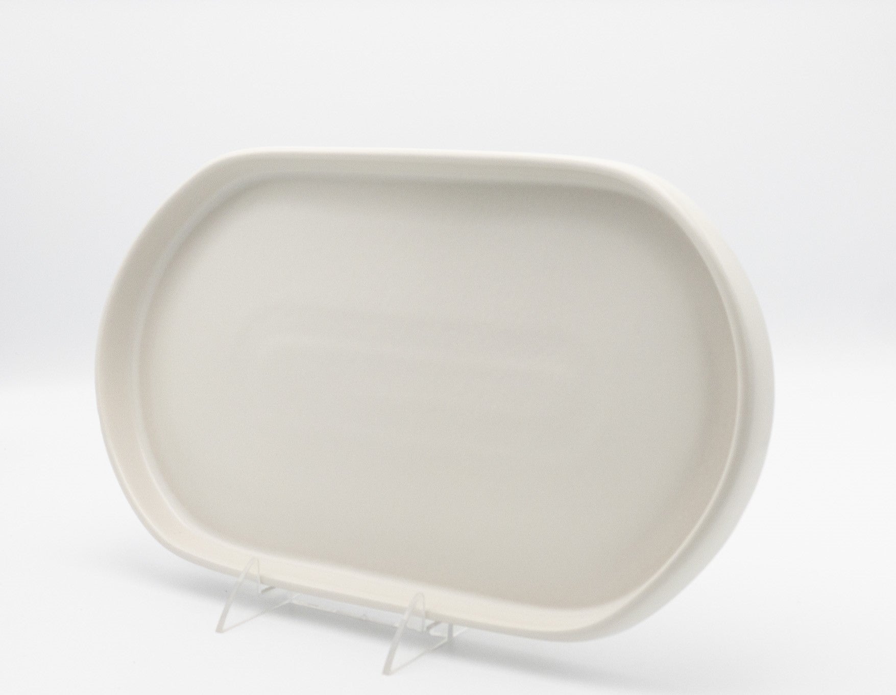 American Modern Racetrack Oval – Matte White